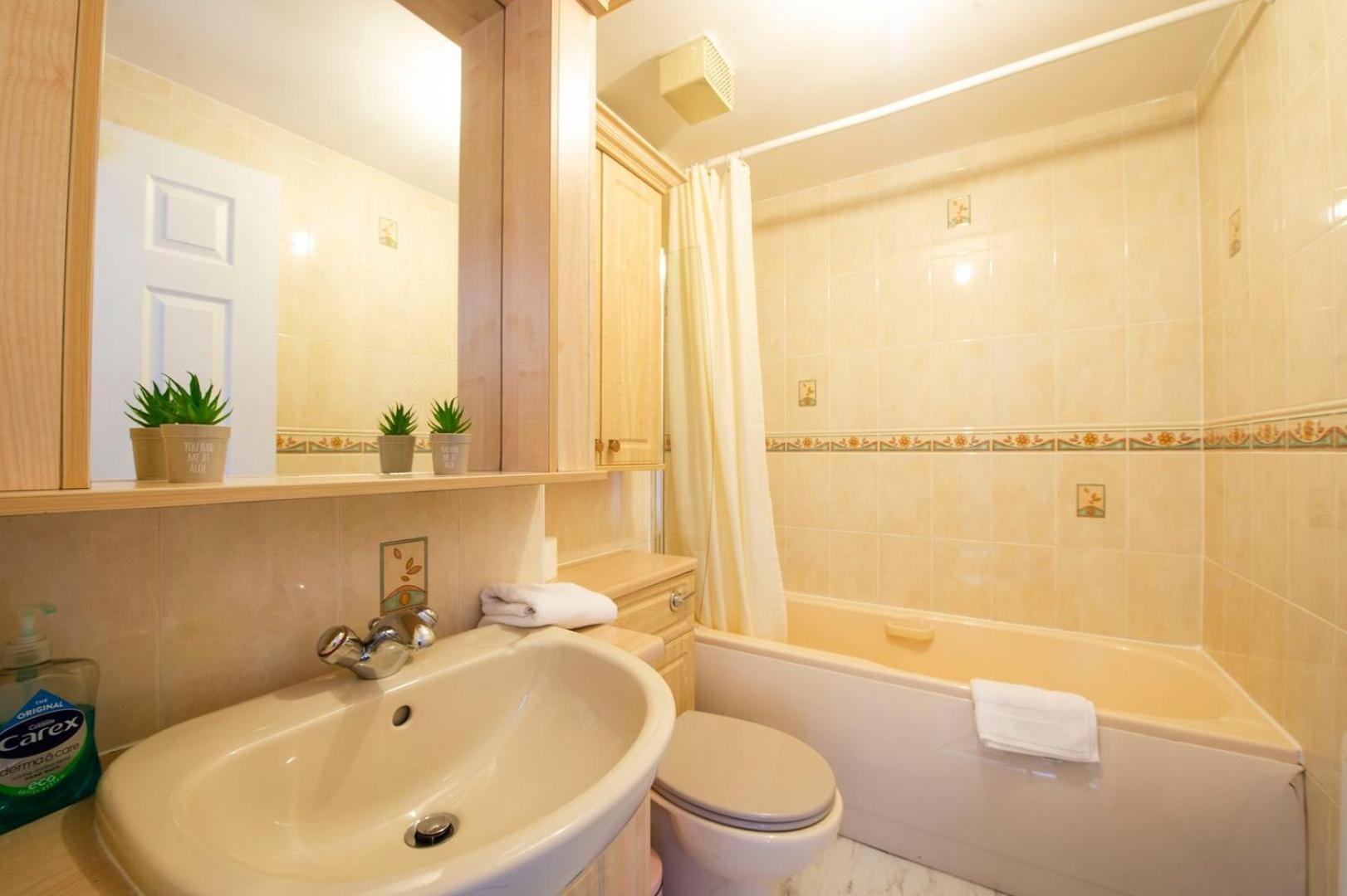 Guestready - Nice 3Bdr Apart W/ Private Parking Edimburgo Exterior foto